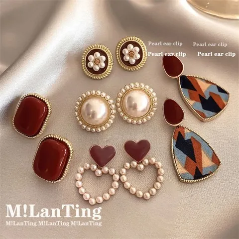 Vintage Hong Kong-Style Red Drop-Shaped Heart Pearl Stud Earrings for Women — Cross-Border Factory Wholesale
