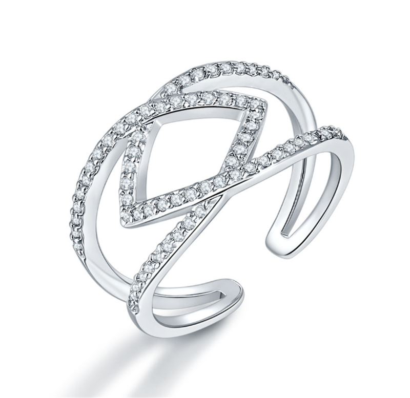 White-Tone Cubic Zirconia Engagement-Style Ring