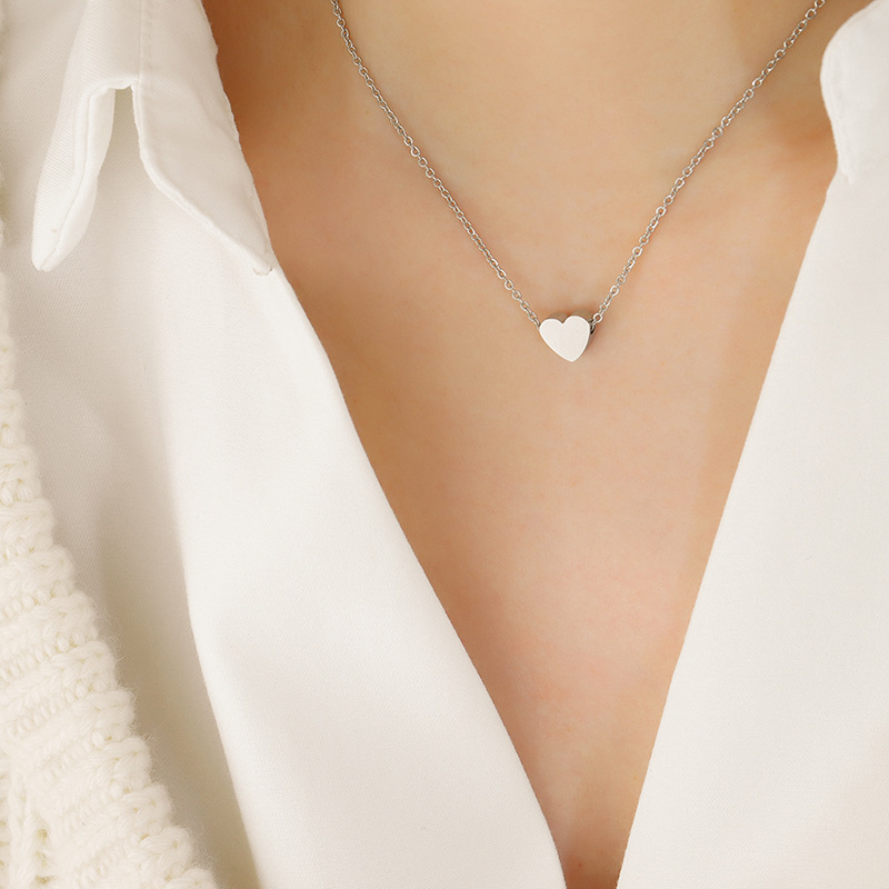 Silver Plating Mini Heart Pendant Necklace Cheap Jewelry Wholesale